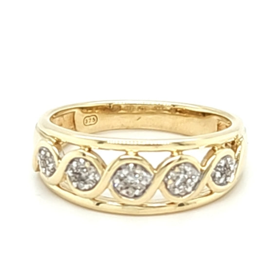 CLEARANCE! 9ct YELLOW GOLD DIAMOND SET MINI CLUSTER STYLE DRESS RING