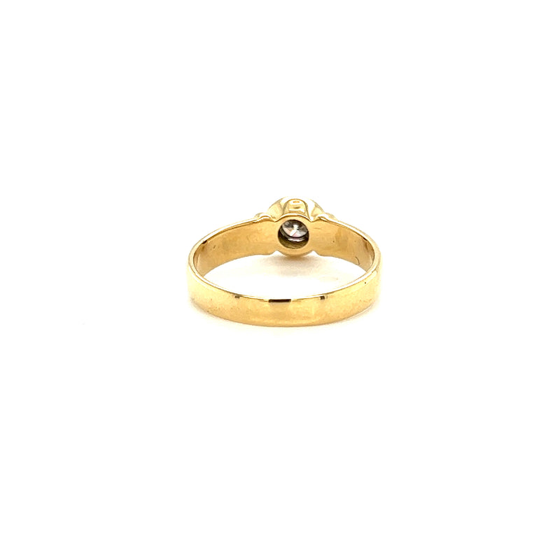 18CT YELLOW GOLD DIAMOND DRESS RING TDW: 0.250cts VALUED:$2299