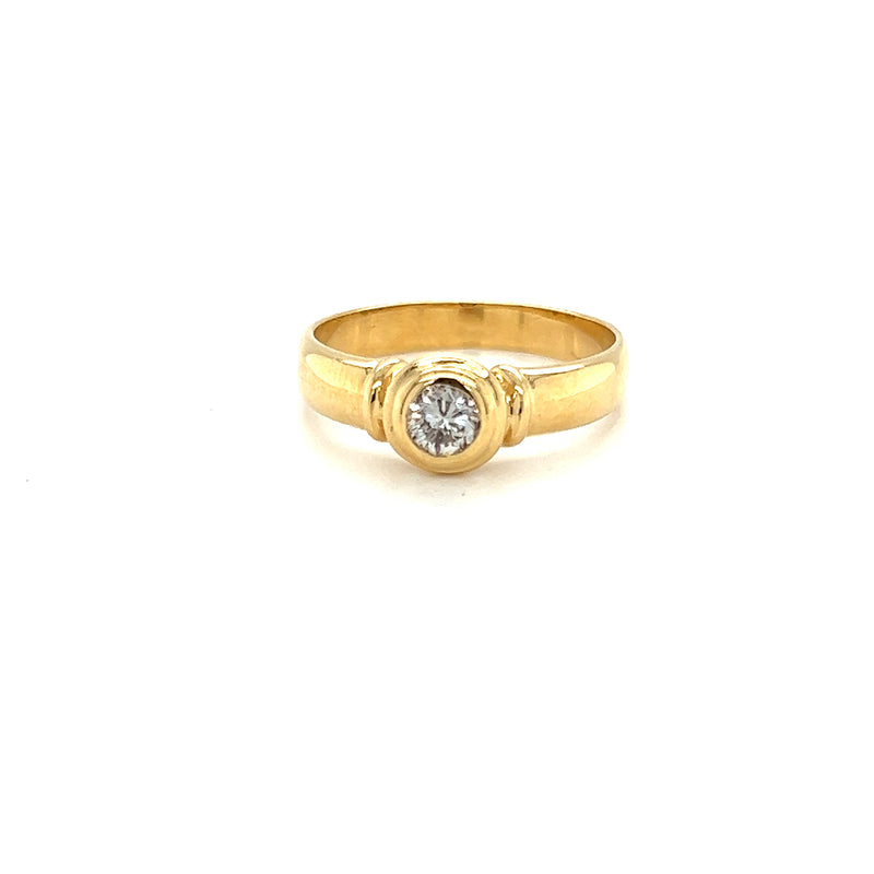 18CT YELLOW GOLD DIAMOND DRESS RING TDW: 0.250cts VALUED:$2299