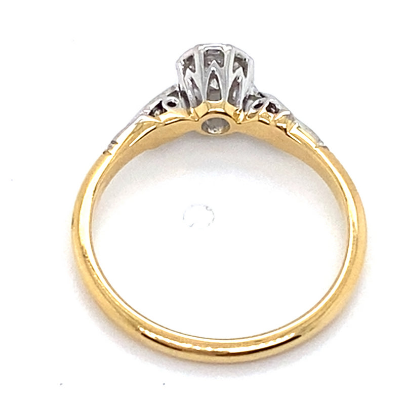 18CT YELLOW GOLD & PALLADIUM ANTIQUE STYLE DIAMOND DRESS RING VALUED @ $1999