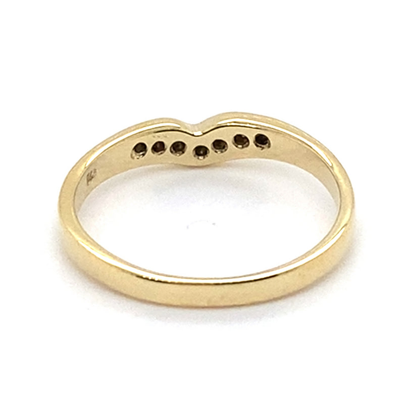 9CT YELLOW GOLD DIAMONDS SET IN V SHAPE DRESS RING