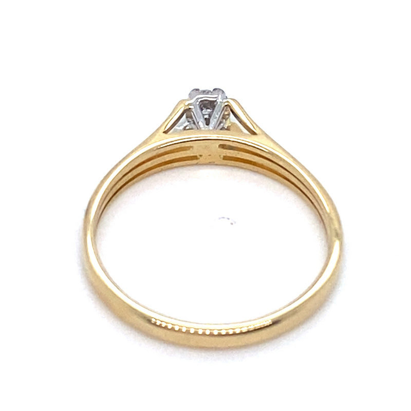 14CT & 9CT YELLOW GOLD SPLIT SHOULDER DIAMOND DRESS RING VALUED @ $899