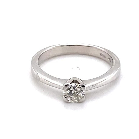 18CT WHITE GOLD SOLITAIRE DIAMOND RING VALUED @ $3599