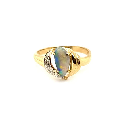 14CT YELLOW GOLD THICKENED TOP STYLE OPAL & DIAMOND DRESS RING VALUED @ $1699