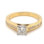 18CT YELLOW & WHITE GOLD FLOW UP STYLE DIAMOND DRESS RING VALUED @ $4499