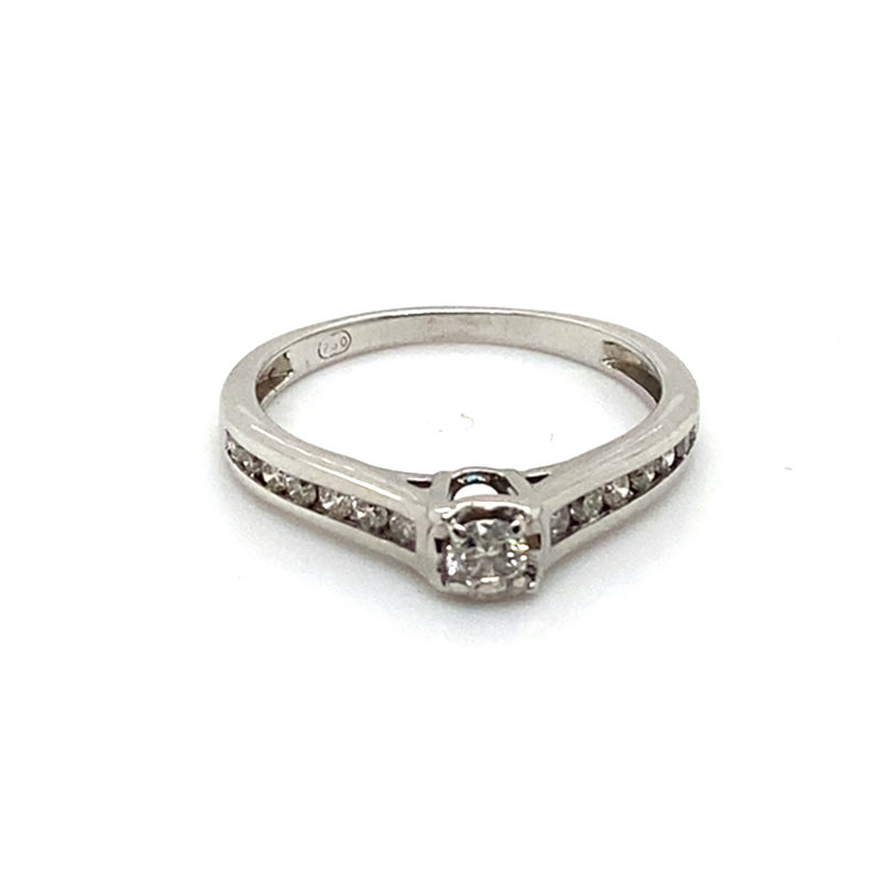 18CT WHITE GOLD FLOW UP STYLE DIAMOND DRESS RING VALUED @ $1599