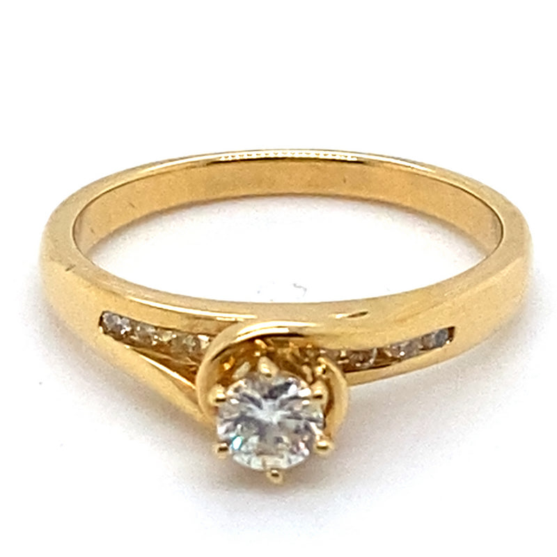 18CT YELLOW GOLD WRAP AROUND STYLE DIAMOND DRESS RING VALUED @ $2450