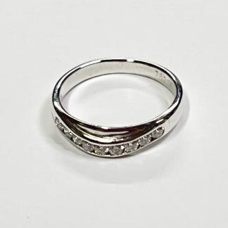 18ct WHITE GOLD DIAMOND CURVED BAND TDW 0.35ct VAL $2099