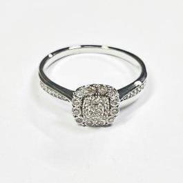 9ct WHITE GOLD DIAMOND DRESS RING TDW: 0.25ct VAL: $1299