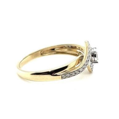 9ct YELLOW GOLD DIAMOND DRESS RING TDW: 0.30ct VAL: $1499