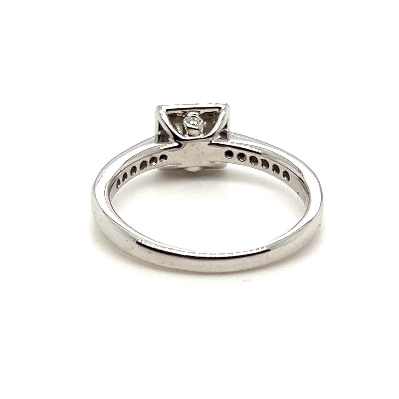 18ct WHITE GOLD DIAMOND DRESS RING TDW: 0.60ct VAL:$3599