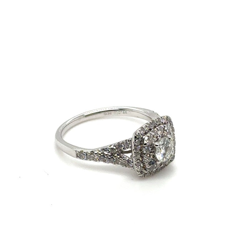 14ct WHITE GOLD DIAMOND DRESS RING TDW: 0.92ct VAL $3299