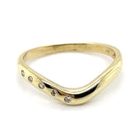 9CT YELLOW GOLD DIAMONDS HAMMER SET IN CURVED DRESS RING TW 1.4g