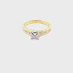 18CT YELLOW & WHITE GOLD THICKENED TOP STYLE DIAMOND DRESS RING VALUED @ $4899